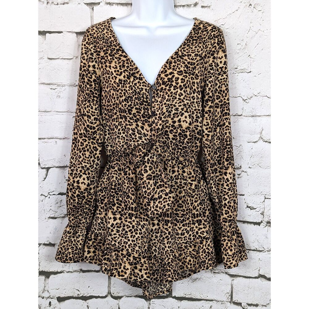 VELVET TORCH Los Angeles Leopard Print Shorts Romper Pockets Boho Sexy Small